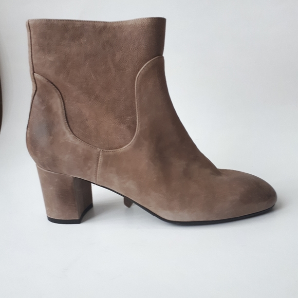 Grigiarancio | NWOT Leather Ankle Booties - Picture 8 of 13